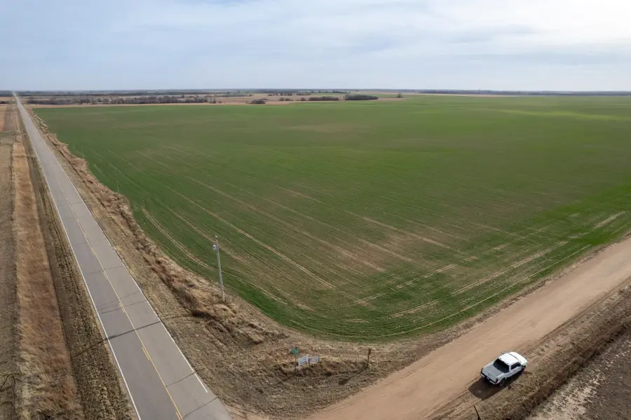 000 W Parrallel Rd, Turon, KS 67583 - Image #2