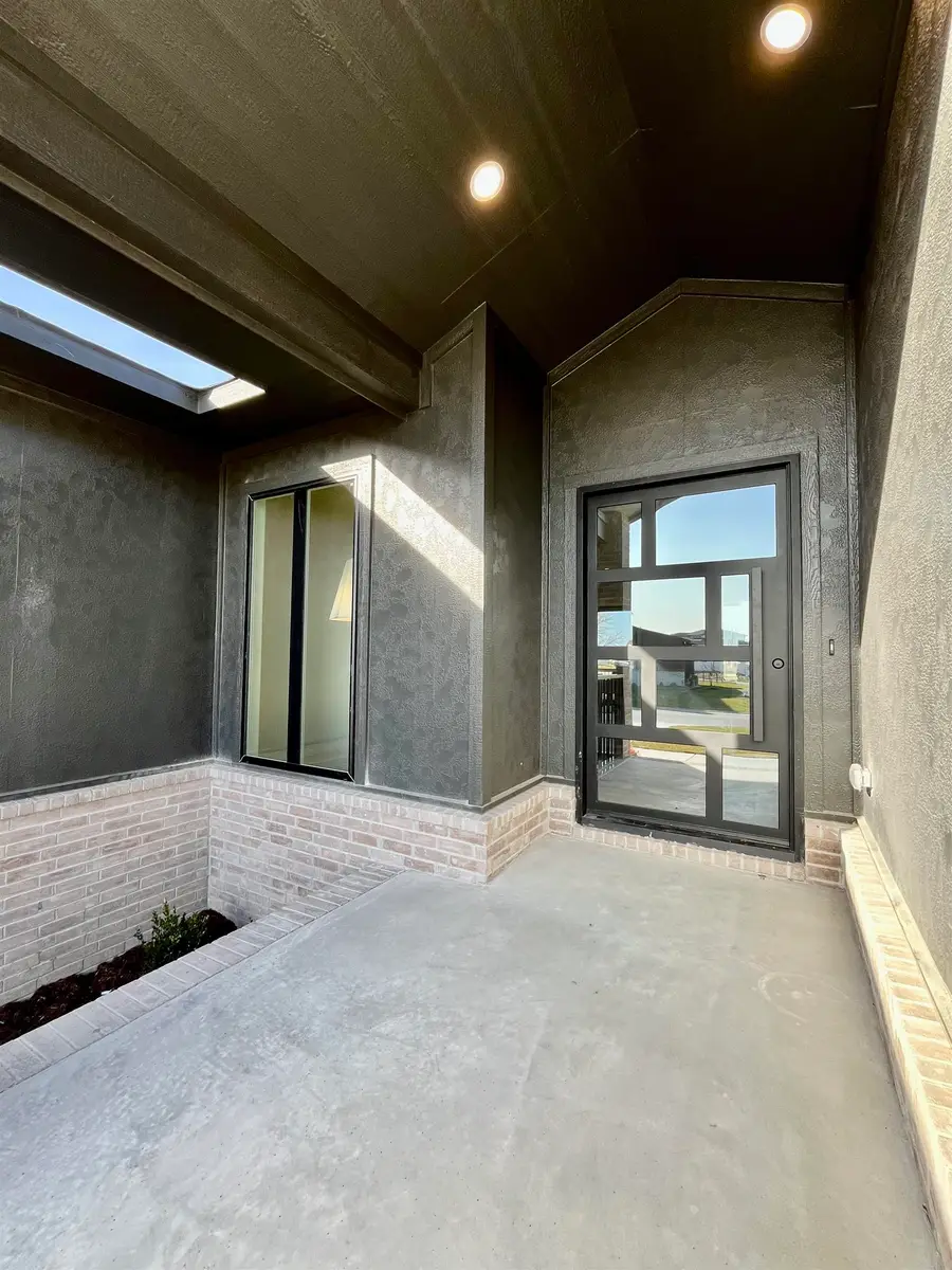 2591 N Doris Ct, Wichita, KS 67205 - Image #3