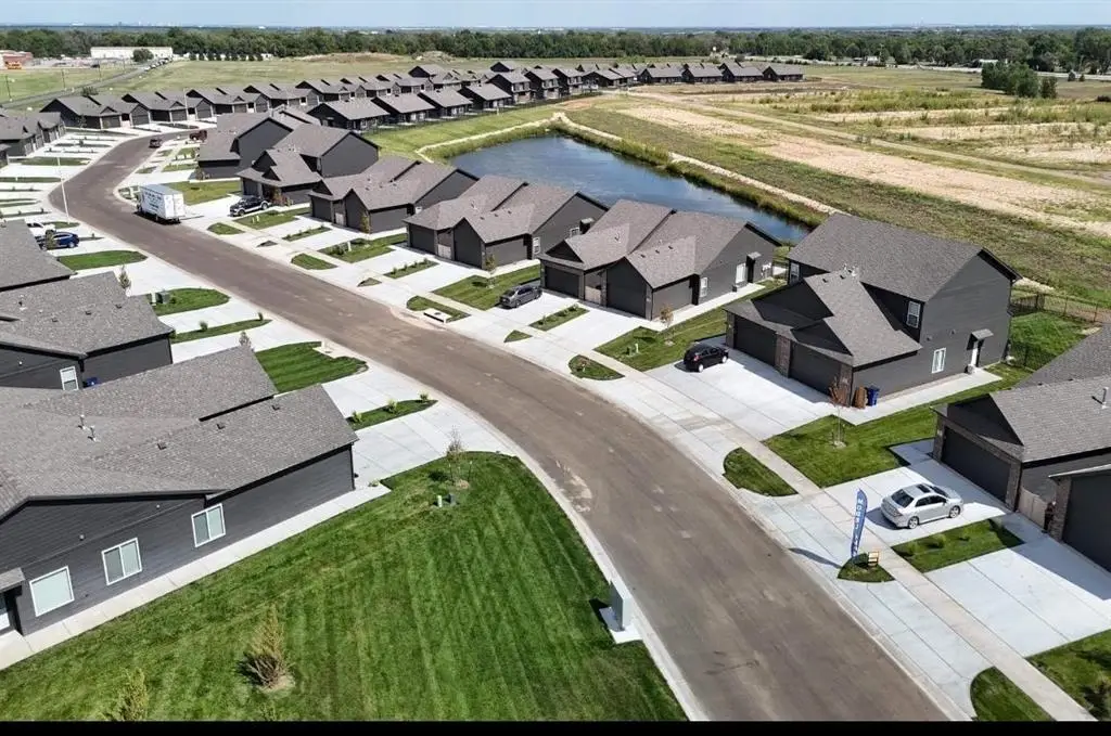 16325-16327 W Lynndale St, Goddard, KS 67052 - Image #1