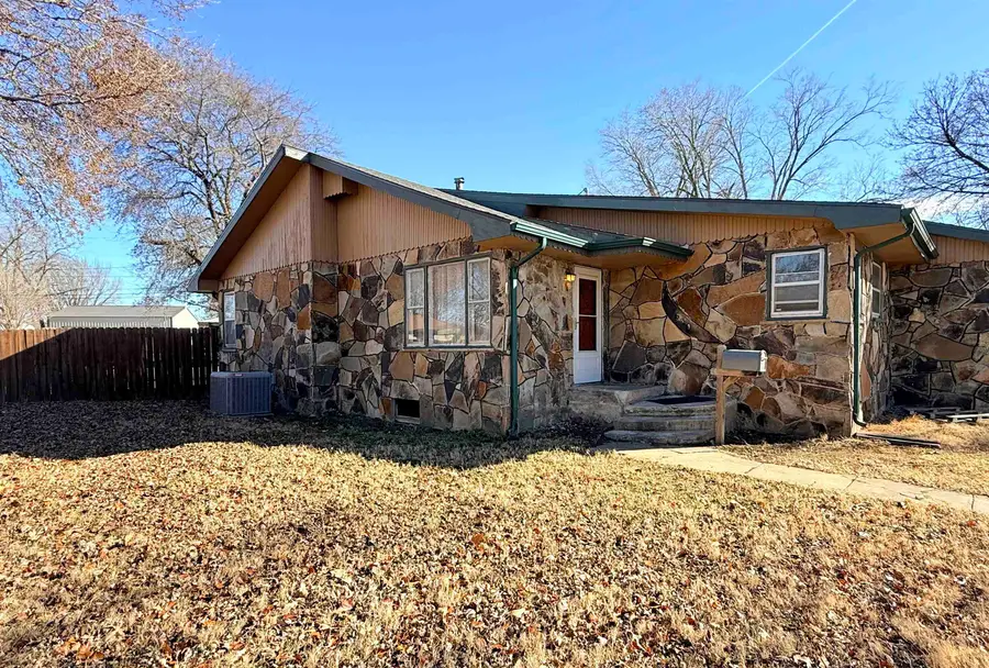 630 S Roosevelt, Marion, KS 66861 - Image #2