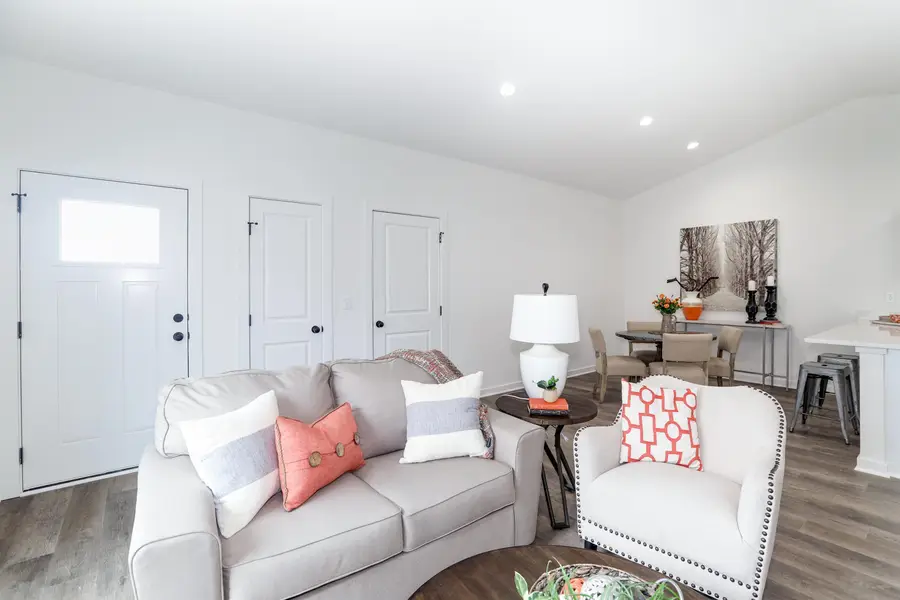 5336 N Pinecrest St, Bel Aire, KS 67220 - Image #3