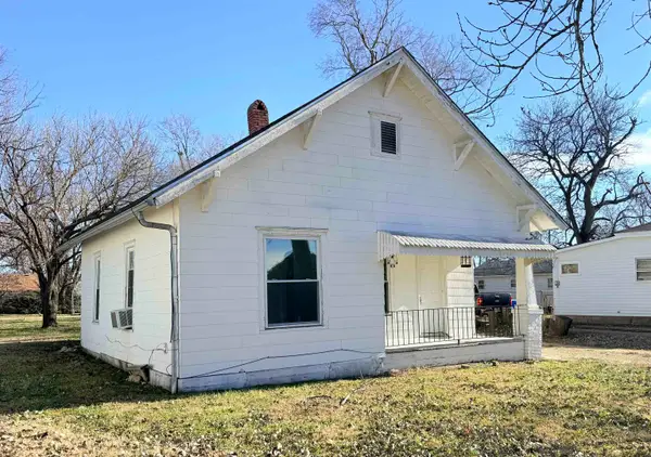 508 N Cedar St, Marion, KS 66861