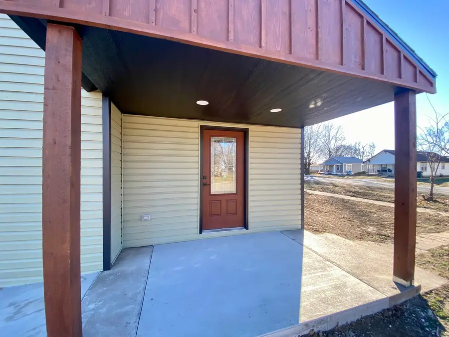 302 S Illinois, Oxford, KS 67119 - Image #3