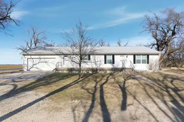 10558 N Broadway St, Valley Center, KS 67147