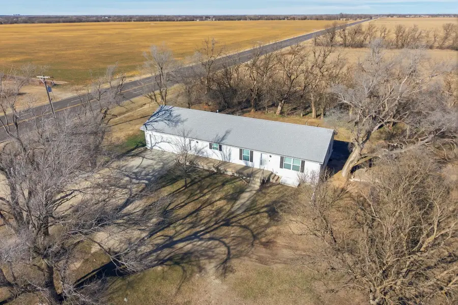 10558 N Broadway St, Valley Center, KS 67147 - Image #3