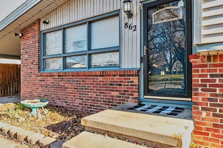 862 N Denmark Ave, Wichita, KS 67212 - Image #2
