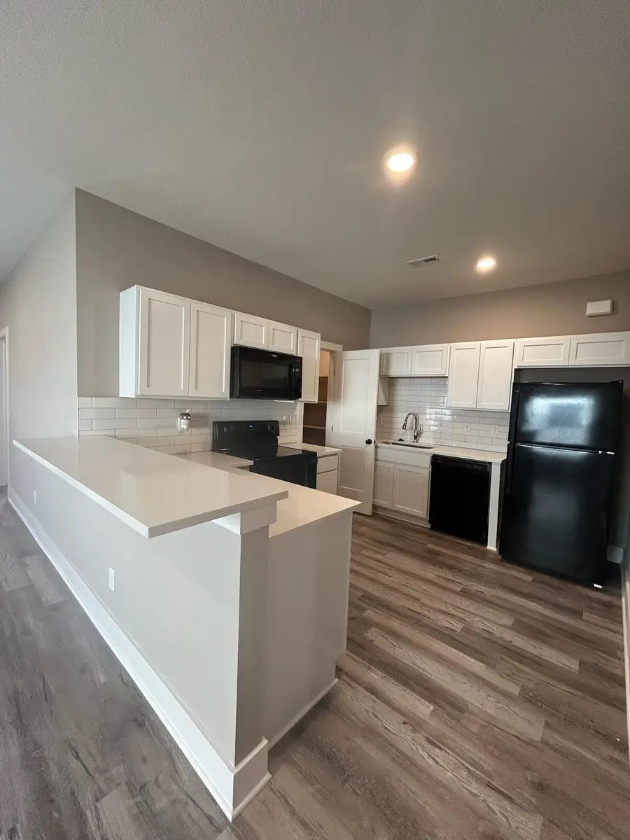 12124-12126 W 33rd St N, Wichita, KS 67205 - Image #3