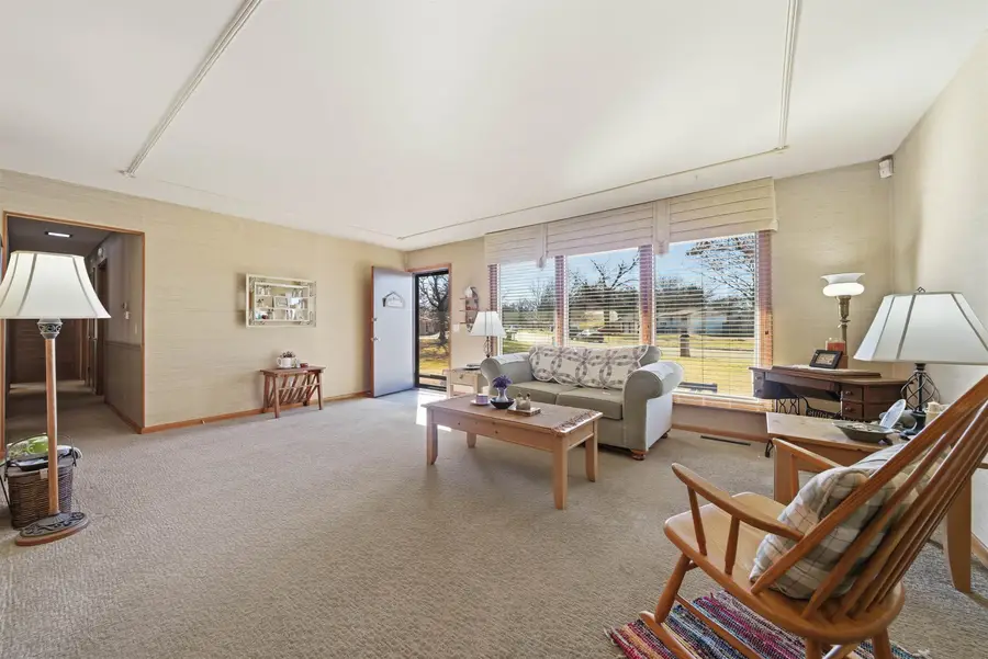 3250 N Saint Clair Ave, Wichita, KS 67204 - Image #2