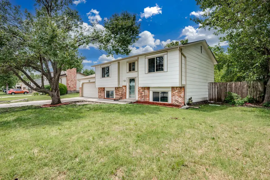 3223 Rushwood, Wichita, KS 67226 - Image #3