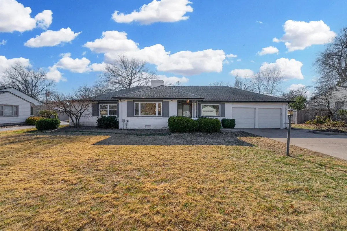 9 E English Ave, Eastborough, KS 67207 - Image #1