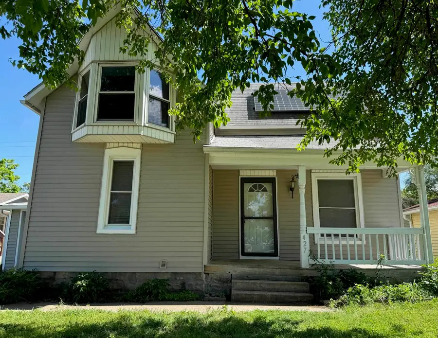 427 E 11th St, Newton, KS 67114 - Image #2