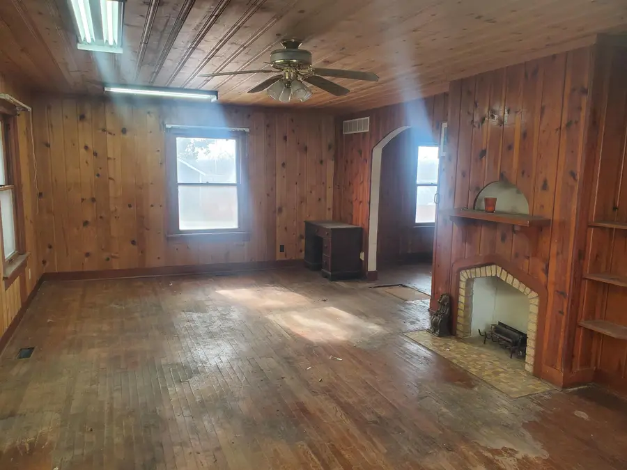 427 S 2nd, Arkansas City, KS 67005 - Image #3