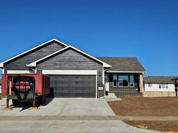 11016 W Sondra St, Maize, KS 67101