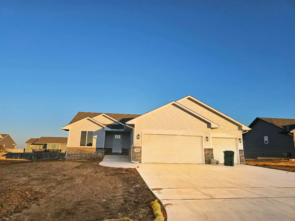 10749 W Sondra Ct, Maize, KS 67101 - Image #1