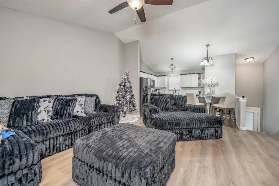 5326-5328 N Cypress St, Bel Aire, KS 67226 - Image #3