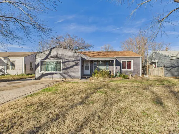 332 W Benway St, Wichita, KS 67217