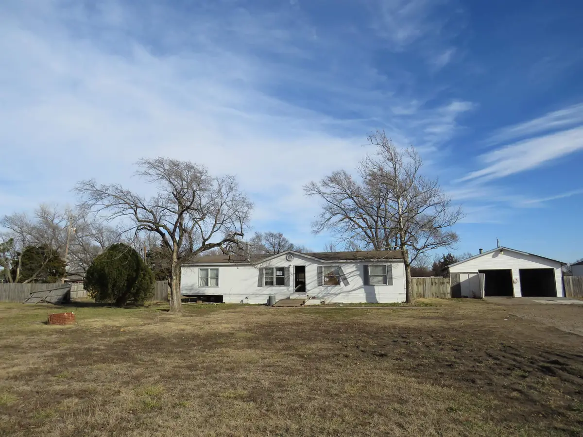 4340 N Linden Dr, Wichita, KS 67226 - Image #1