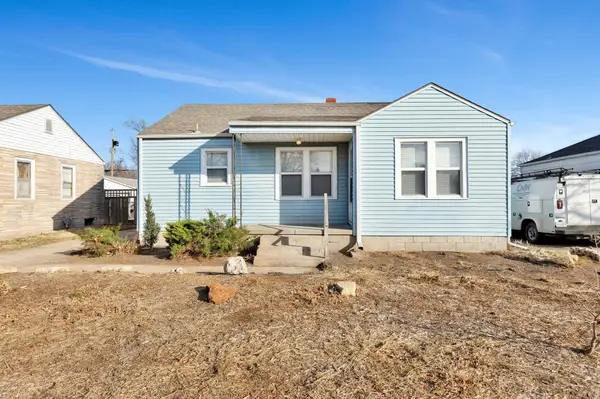 2118 S Pattie St, Wichita, KS 67211