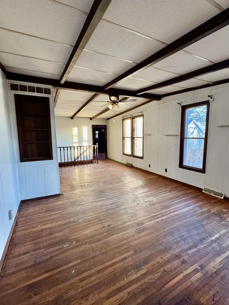 524 S Harvey Ave, Burrton, KS 67020 - Image #3