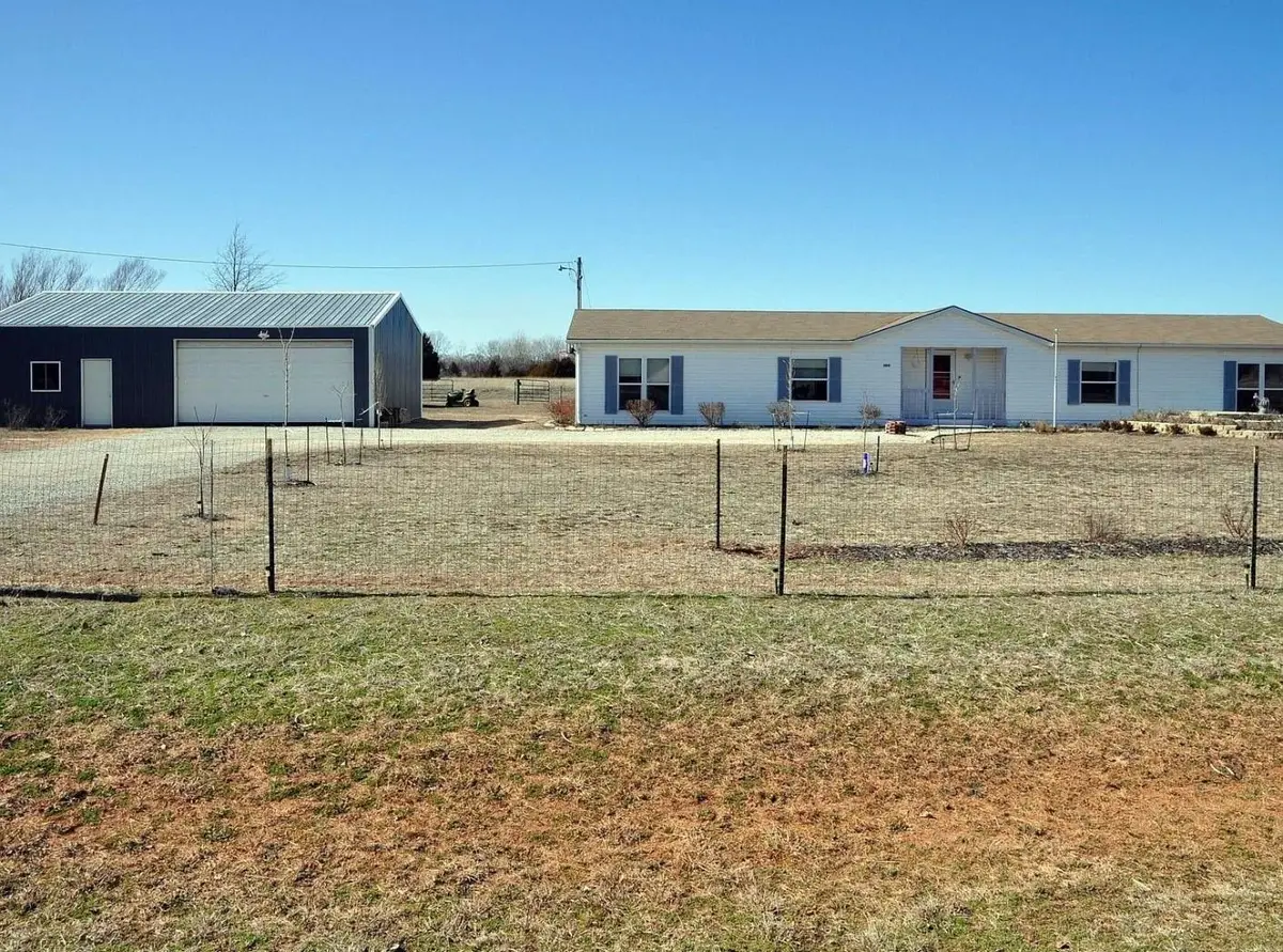 3641 S 339th St W, Cheney, KS 67025 - Image #1