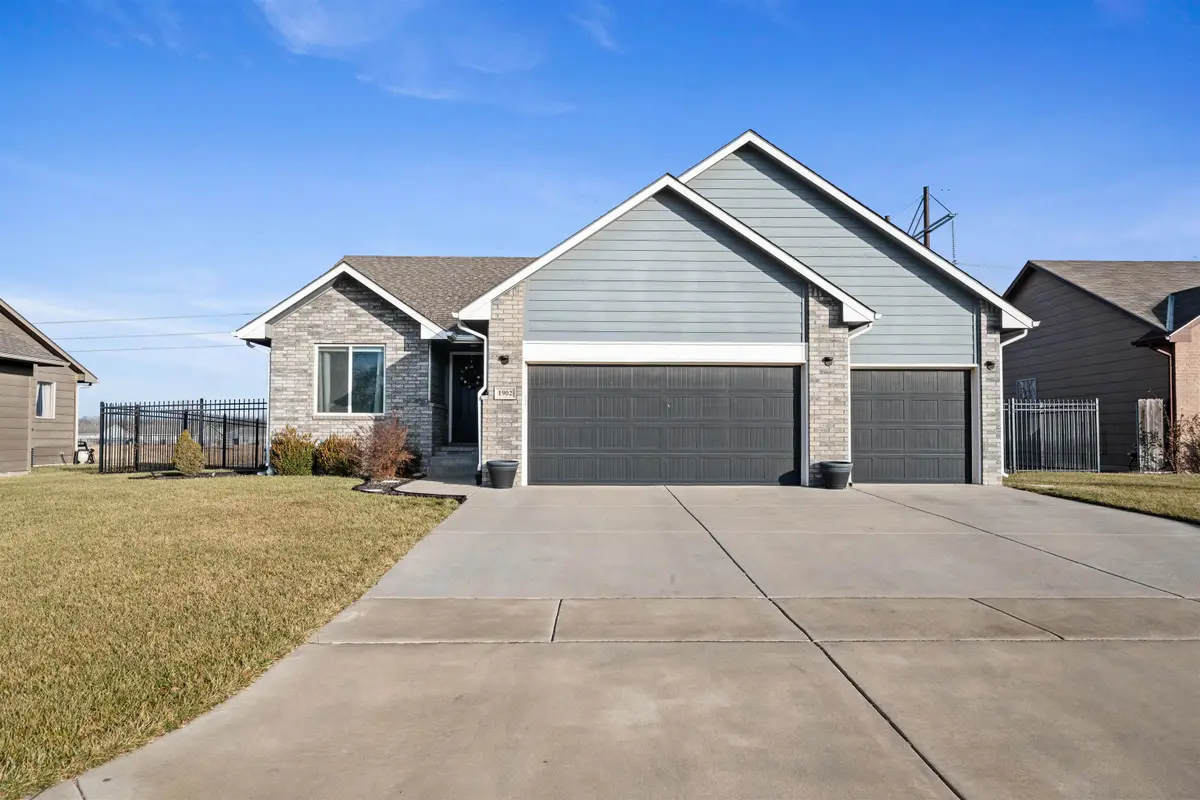 1902 E Highridge St, Park City, KS 67219 - Image #1