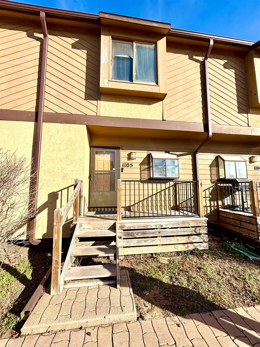 2405 S Capri Ln, Wichita, KS 67210-1943 - Image #2