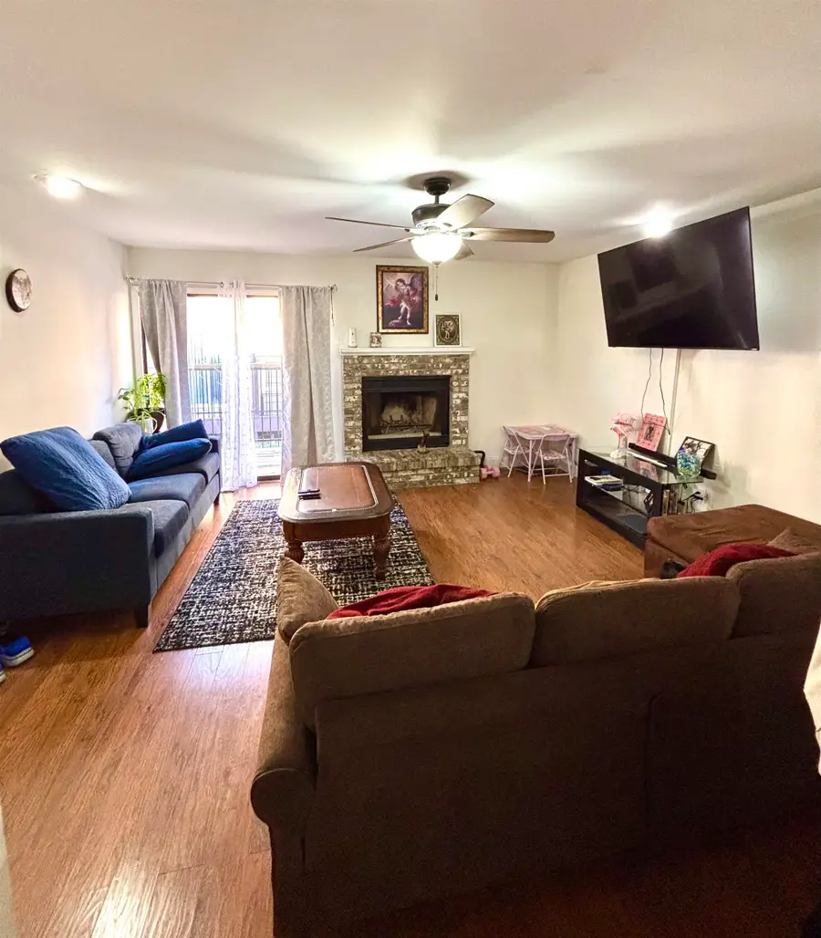 2405 S Capri Ln, Wichita, KS 67210-1943 - Image #3