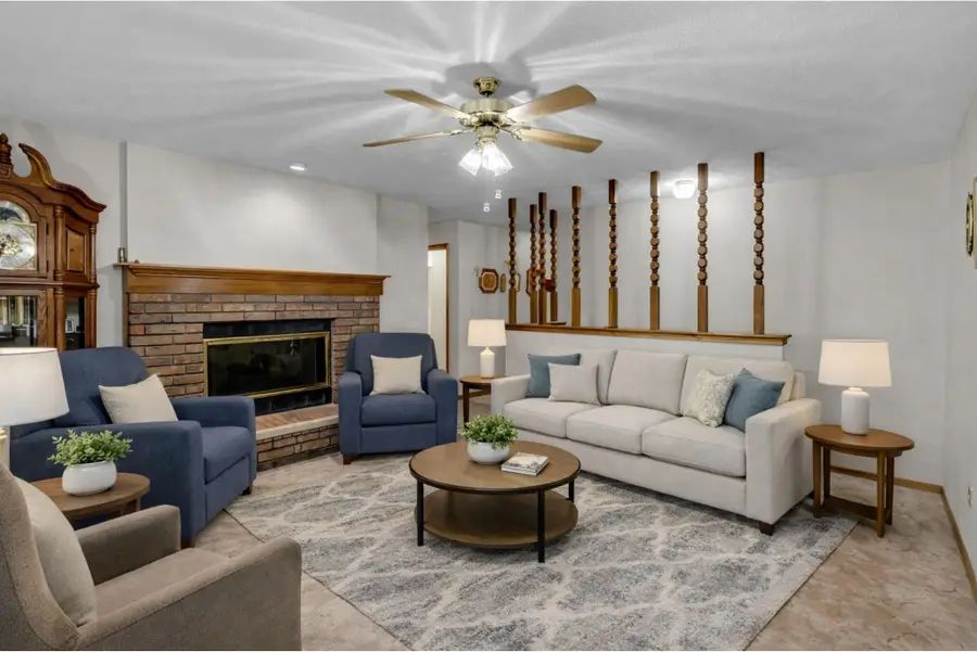 2010 S Beech St, Wichita, KS 67207 - Image #2