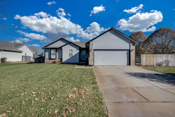 4410 S Saint Paul Cir, Wichita, KS 67217