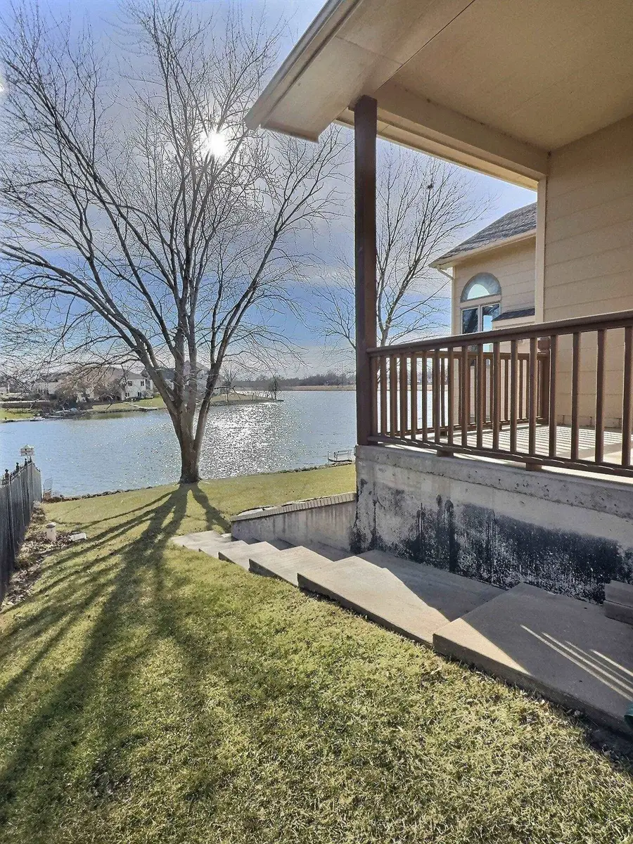 6507 W Briarwood Cir, Wichita, KS 67212 - Image #3