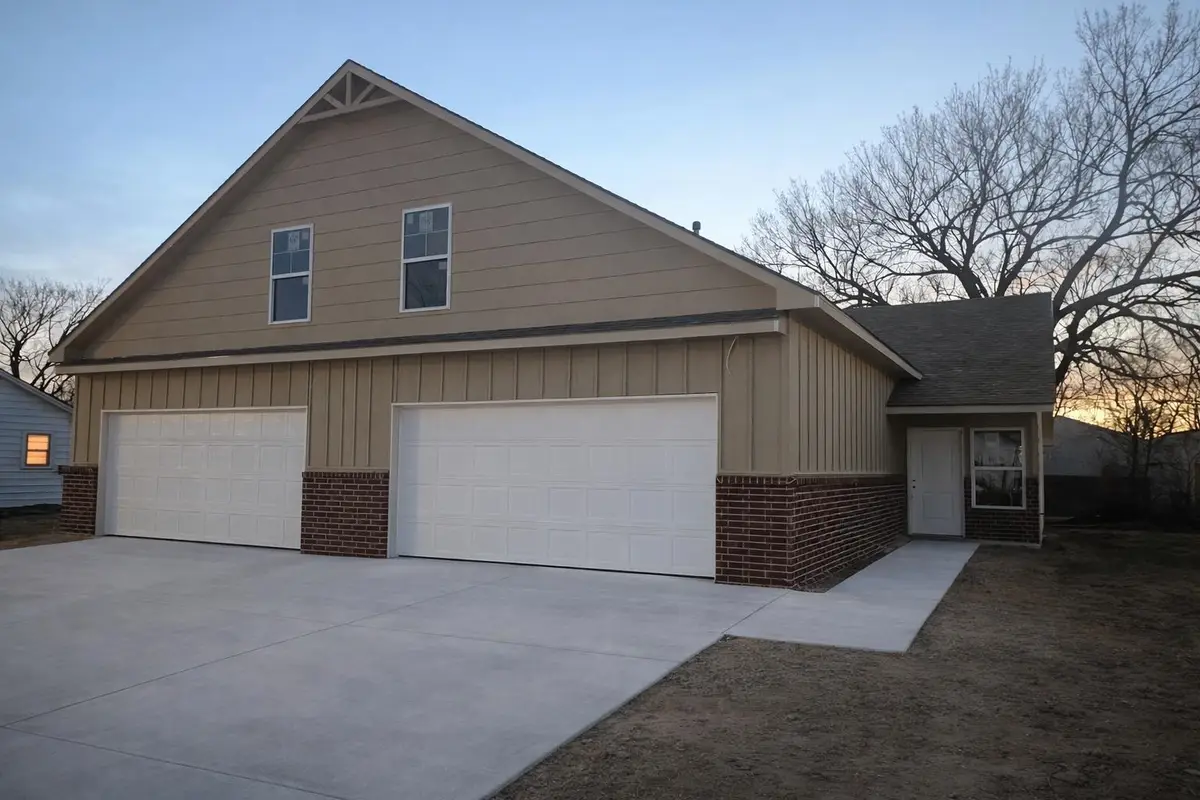 733 N Elder St, Wichita, KS 67212 - Image #1