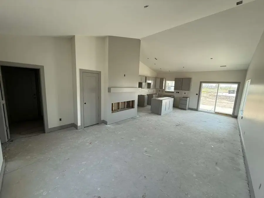 1611 Midway Ct., Valley Center, KS 67147 - #2