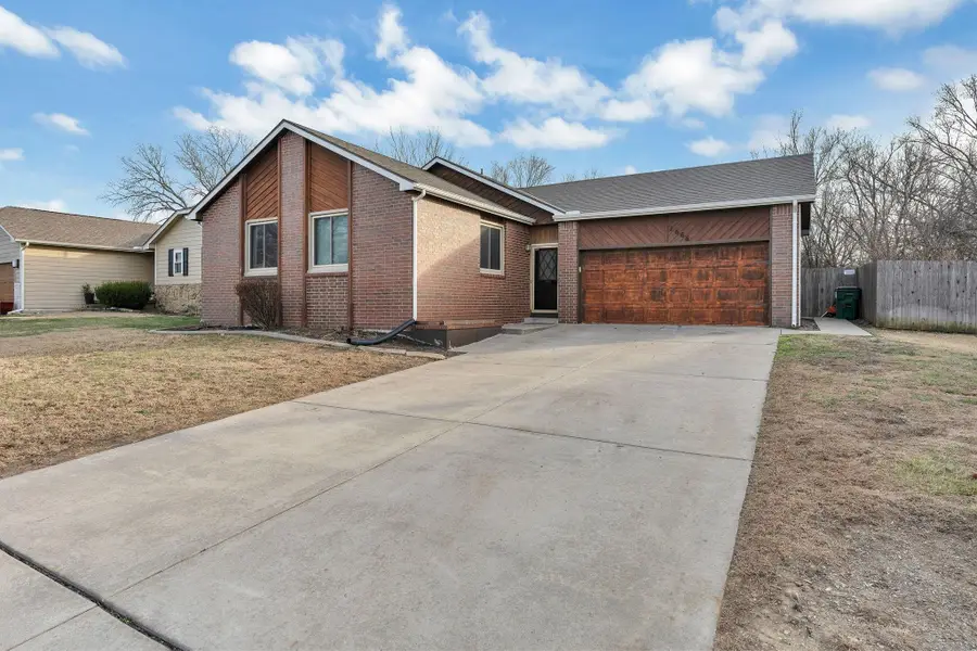 1666 S Willow Oak Ct., Wichita, KS 67230 - Image #2
