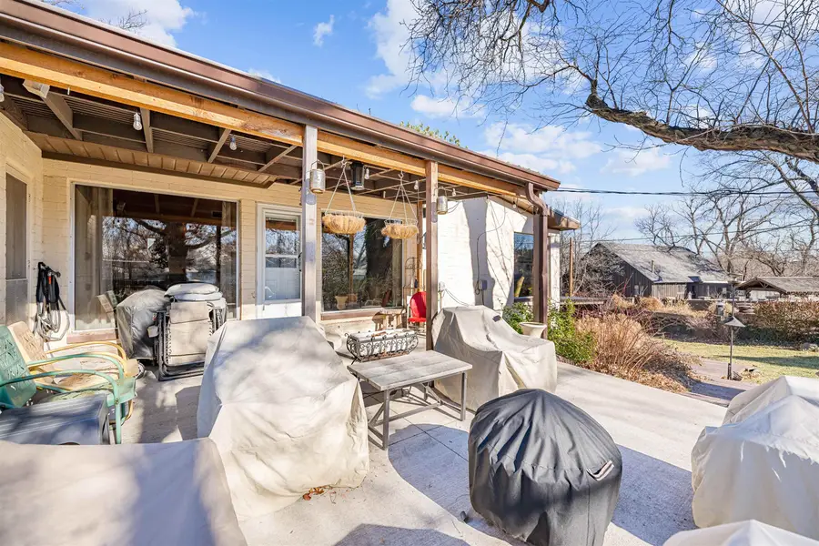 109 S Hilldale Rd, Salina, KS 67401 - Image #3