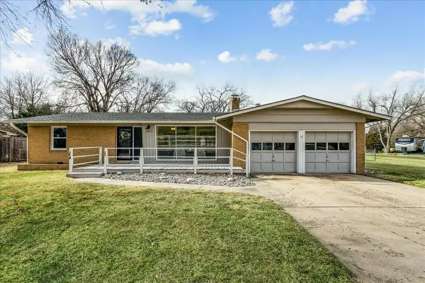 2875 N Sedgwick Ave, Wichita, KS 67204