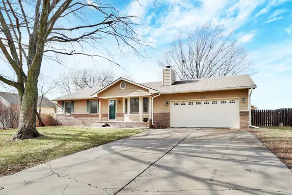 1105 Mccaskey Dr, Rose Hill, KS 67133