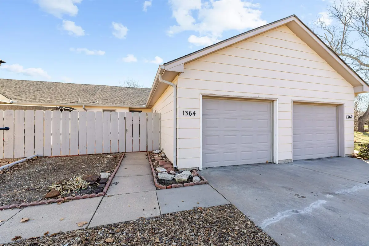 1364 Parkwood Dr, Salina, KS 67401 - Image #1