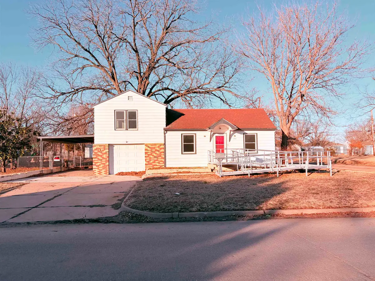 1701 S Millwood St, Wichita, KS 67213 - Image #1