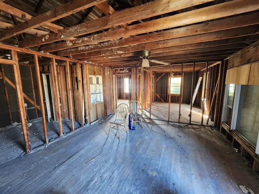 1852 N Estelle Ave, Wichita, KS 67214 - Image #2