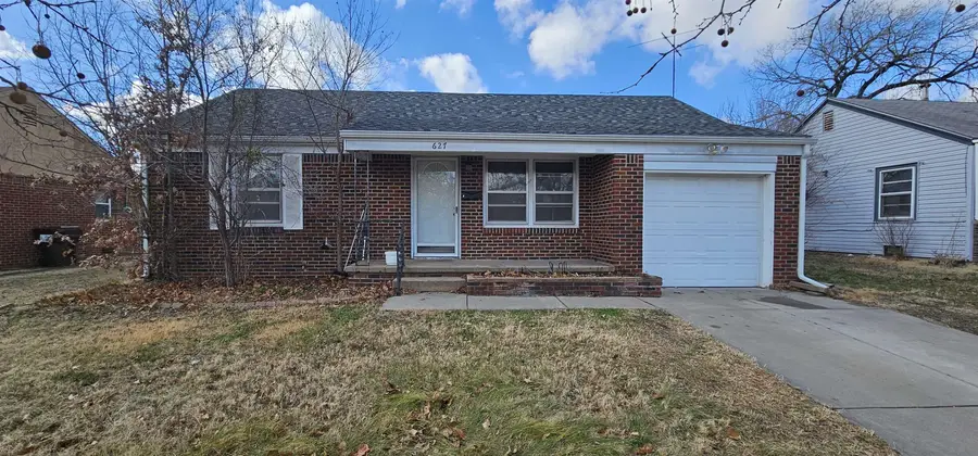 627 S Calhoun Dr., Wichita, KS 67207 - Image #2