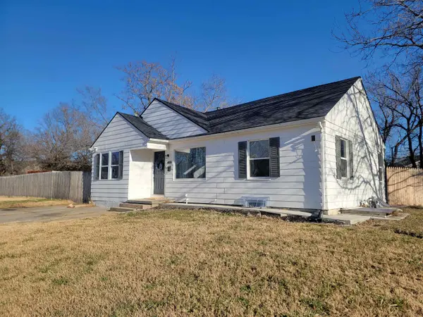 4001 Vesta Dr, Wichita, KS 67208