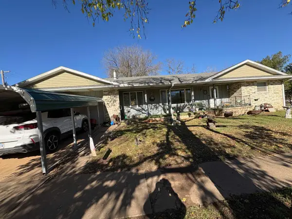 203 N Chisholm St, Caldwell, KS 67022