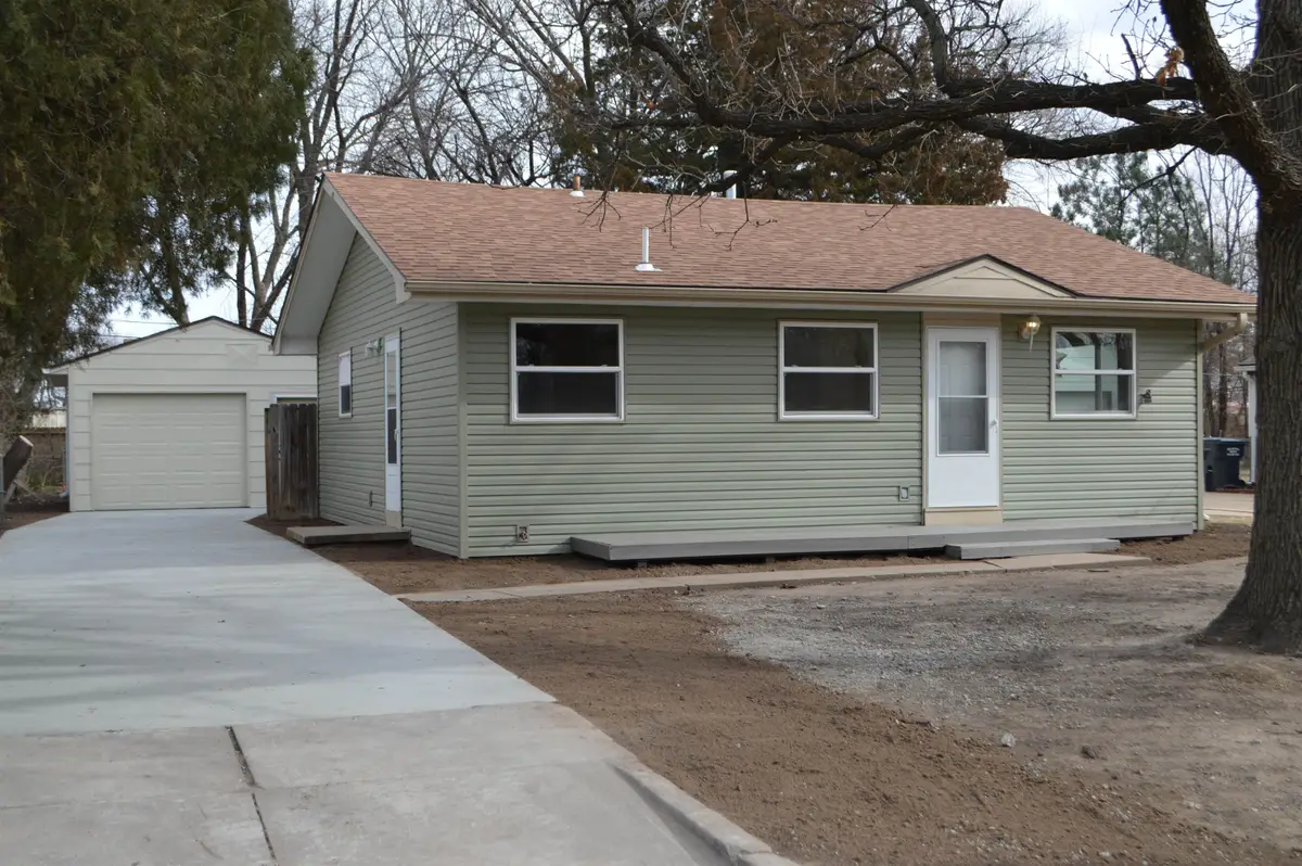 3326 S Fern St, Wichita, KS 67217 - Image #1