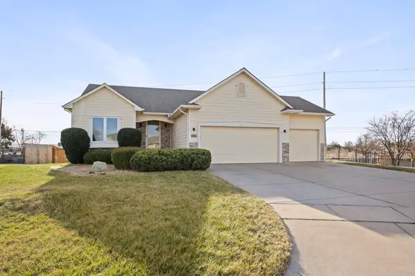 3810 N Rutgers Ct, Maize, KS 67101-3716