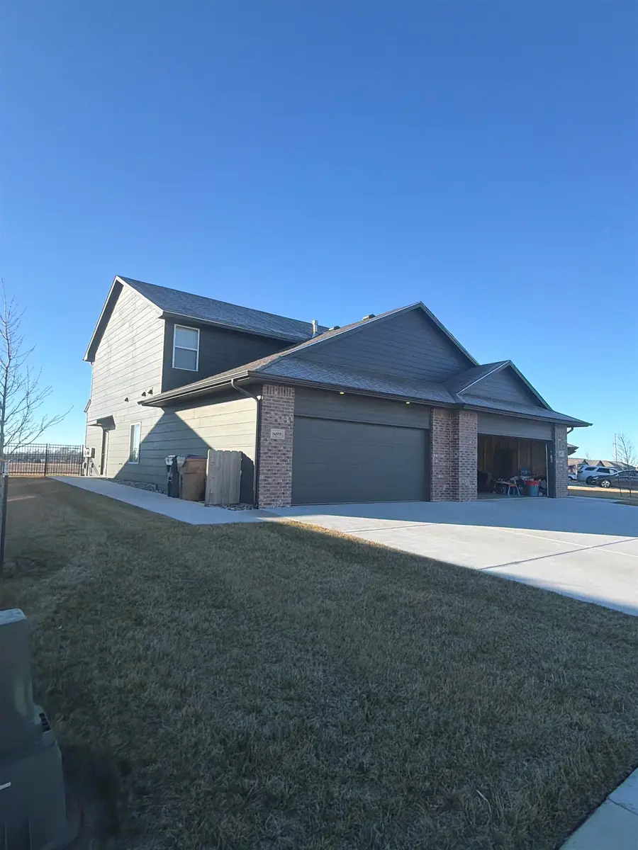 16555-16557 W Lynndale St, Goddard, KS 67052 - Image #2