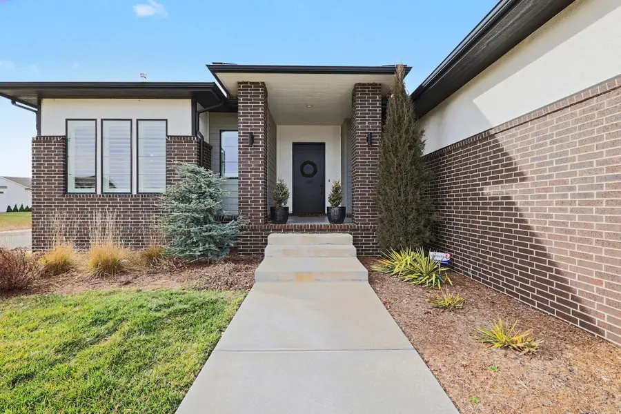 2403 N Bluestone St, Andover, KS 67002 - Image #3