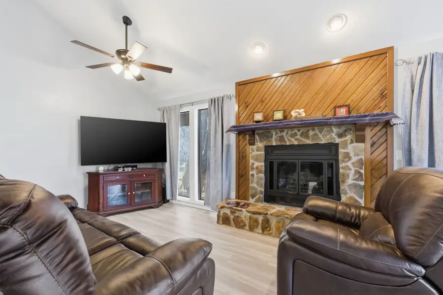 2421 S Yellowstone St Apt 2201, Wichita, KS 67215 - Image #2