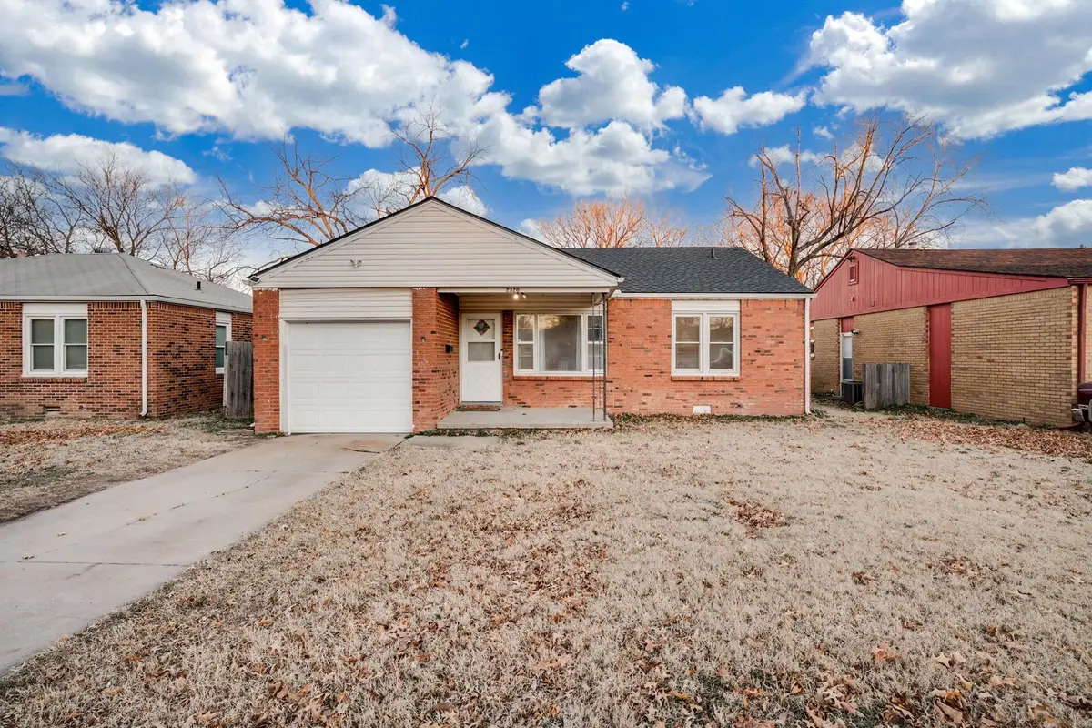 2320 S Alameda Pl, Wichita, KS 67211 - Image #1