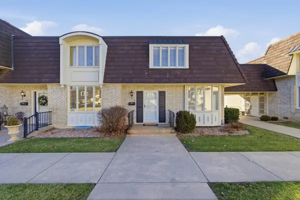 7077 E Central Ave, Wichita, KS 67206-1930