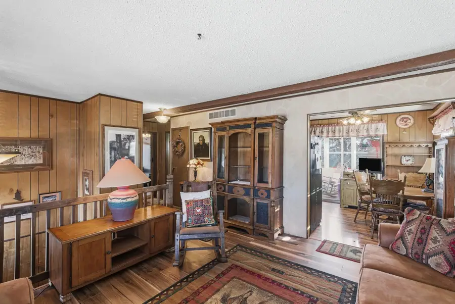 3054 S Gordon Ave, Wichita, KS 67217 - Image #3